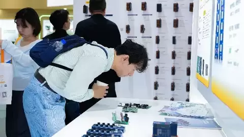 零点自动化亮相工博会：60 TOPS AI PLC领衔新品矩阵，彰显国产工控价值