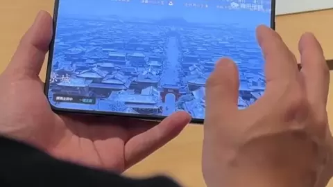 折叠屏追剧到底有多爽？腾讯视频在iPhone Duo上秀出“新操作”